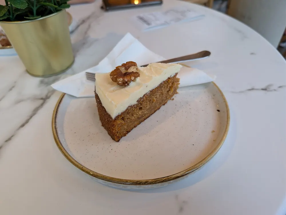 Carrot & Walnut Cake